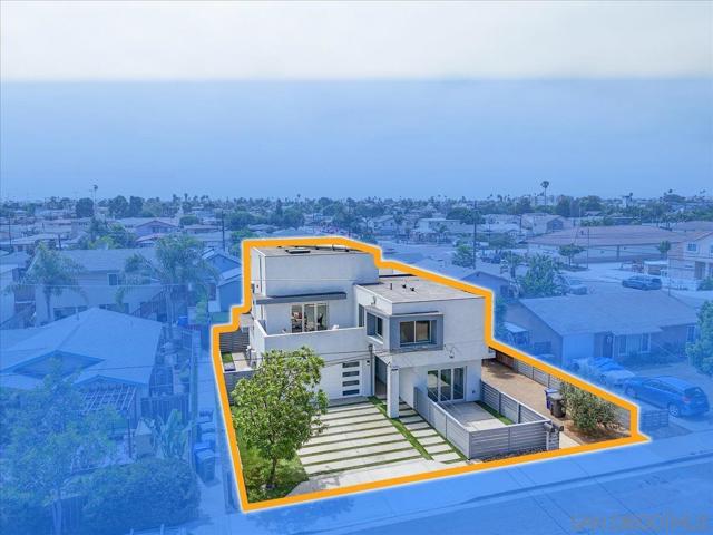 914 10th St, Imperial Beach CA: https://media.crmls.org/mediaz/f923342f-a3f0-45d2-aff3-9669dd79bcb2.jpg
