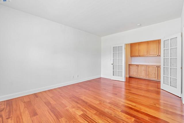 135 Cara Ct, Walnut Creek CA: https://media.crmls.org/mediaz/f9235584-e42b-4b47-9da6-f6a415892453.jpg