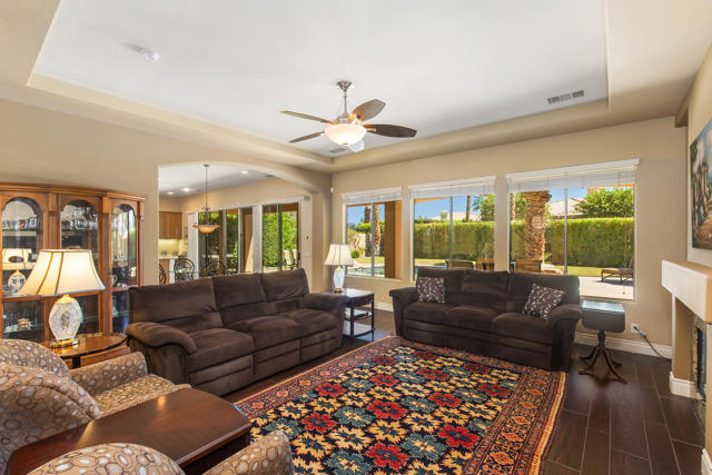 Image 4 of 45 For 48420 Big Horn Drive
