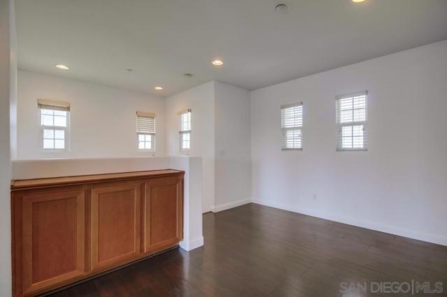2305 Wisteria Way, National City CA: https://media.crmls.org/mediaz/f92386d4-8fc3-41da-874a-167e4863633c.jpg