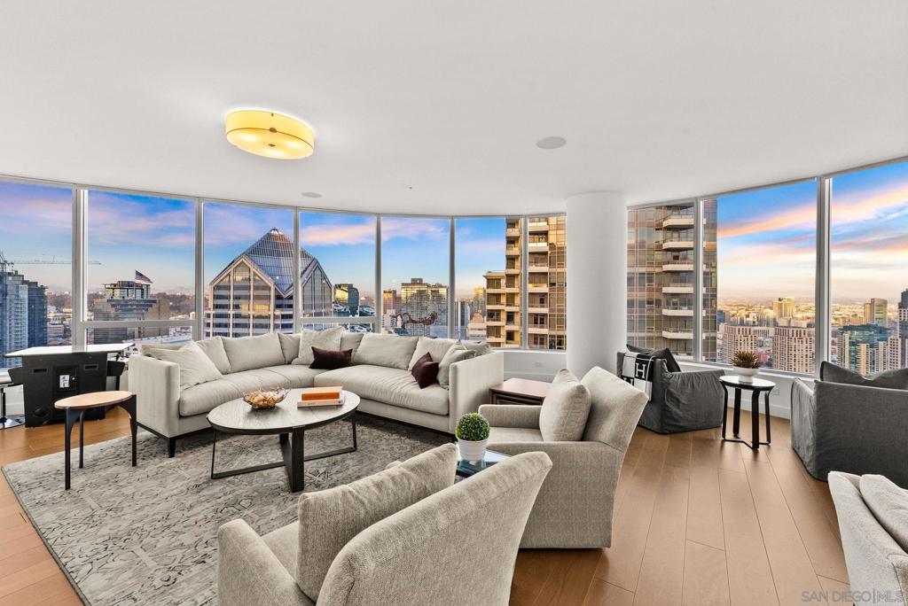 888 E Street - photo 3