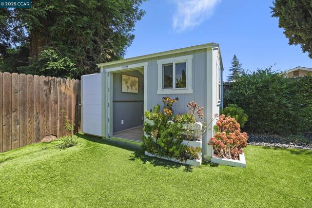 3930 Cottonwood Drive, Concord CA: https://media.crmls.org/mediaz/f927c14c-f28f-42e5-ad9f-c31556e1ffc2.jpg