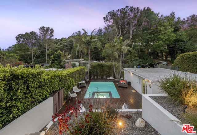 2544 Greenvalley Road, Los Angeles CA: https://media.crmls.org/mediaz/f92836d9-5ee3-4f4f-a2b5-dc4e25f32d0a.jpg