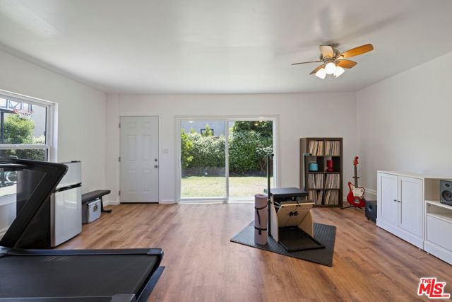 3551 S Bentley Avenue, Los Angeles CA: https://media.crmls.org/mediaz/f9289ca2-83ff-4a5e-be22-ed90878cfdca.jpg
