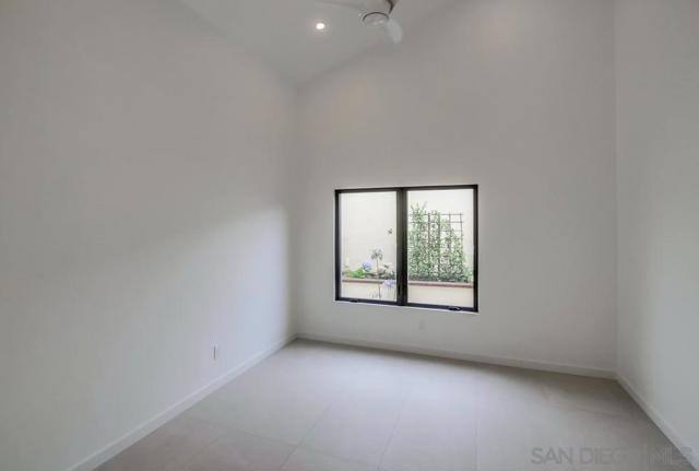 14066 Crest Way, Del Mar CA: https://media.crmls.org/mediaz/f928a4ce-9941-4e11-aad9-4a41c4e03fc5.jpg