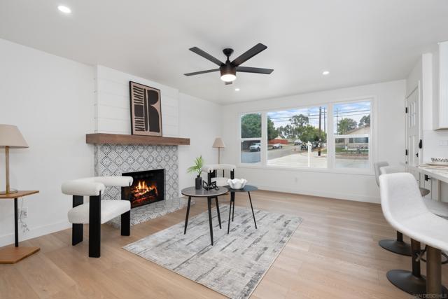 Image 16 of 28 For 3988 Ashford St