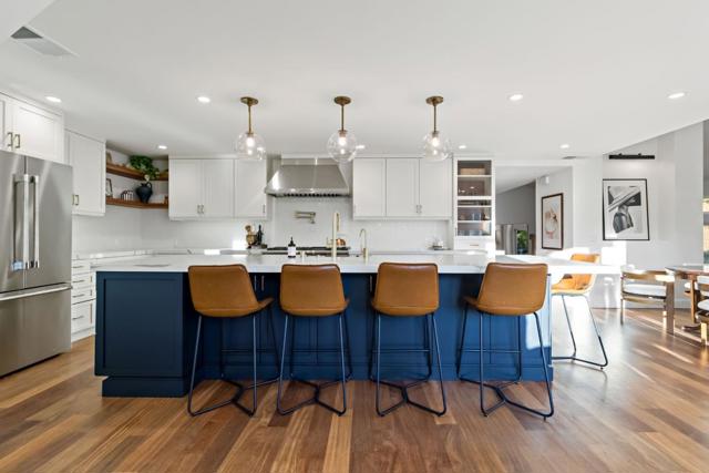 10 Bennett Road, Redwood City CA: https://media.crmls.org/mediaz/f92b20e5-a10b-4329-9b2f-efba675be119.jpg