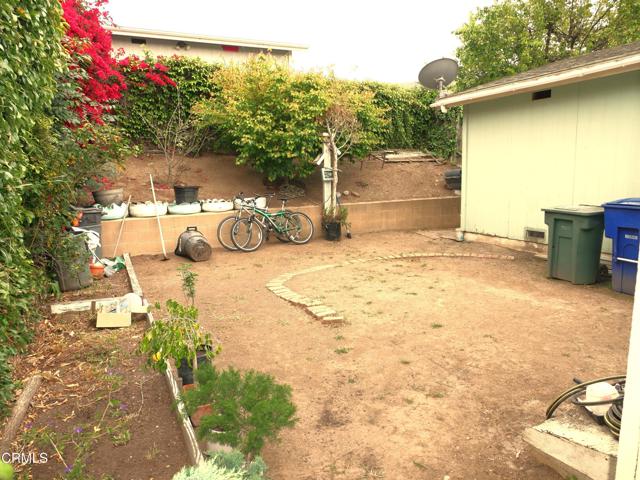 397 Hupa Street, Ventura CA: https://media.crmls.org/mediaz/f92b9417-f5f8-4214-9645-b8fc3e71a60e.jpg