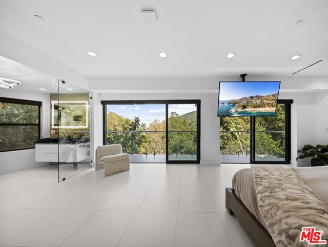 7141 Woodrow Wilson Drive, Los Angeles CA: https://media.crmls.org/mediaz/f92b95f1-4399-442e-ac1e-0a0fc54d8a3a.jpg