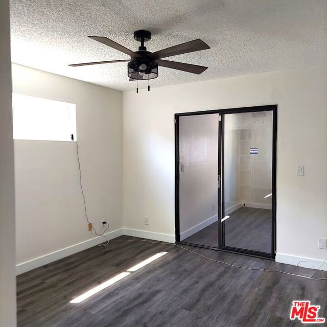 3831 W 60th Street, Los Angeles CA: https://media.crmls.org/mediaz/f92baa82-7090-4748-bc72-78b74870671a.jpg