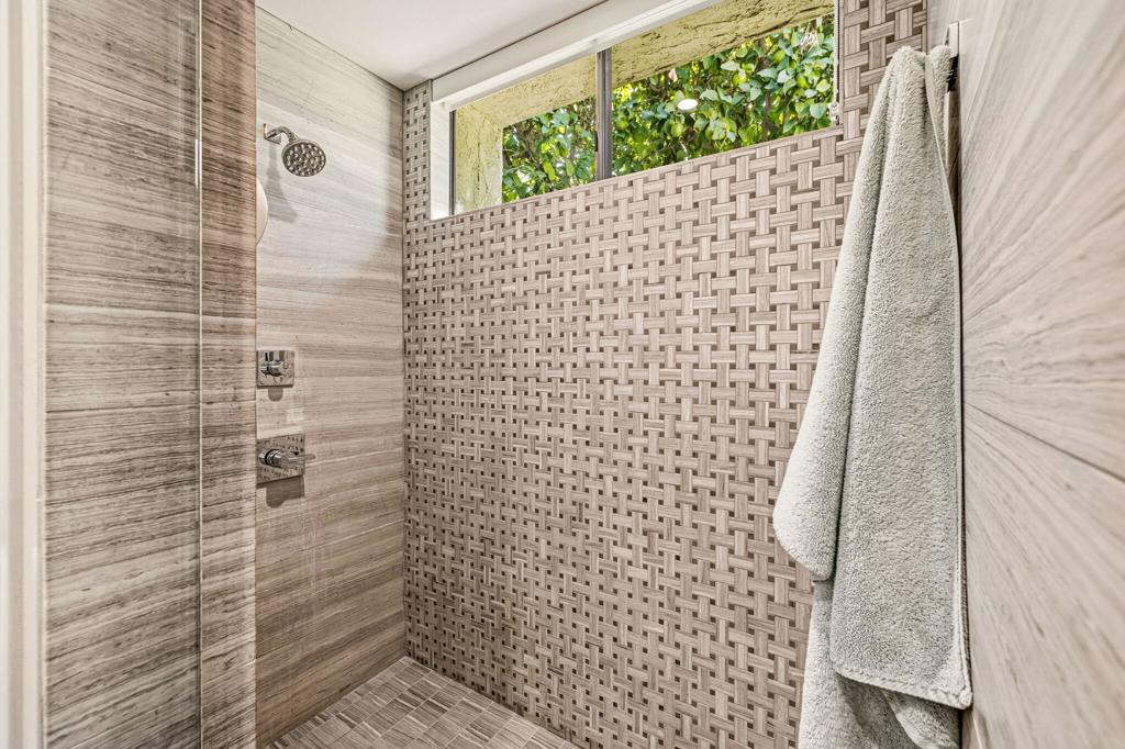 MLS #219137212DA image #3