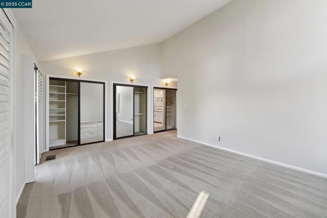 20 Broadmoor St, Moraga CA: https://media.crmls.org/mediaz/f92c7ef4-fdba-4c2a-82f7-b3215dfc43be.jpg