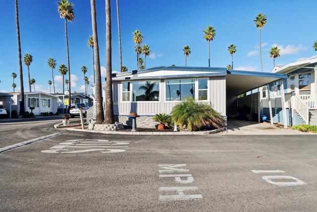 1215 Anchors Way Drive, Ventura CA: https://media.crmls.org/mediaz/f92d645f-649b-4a93-bf90-972d3f9e8bd2.jpg