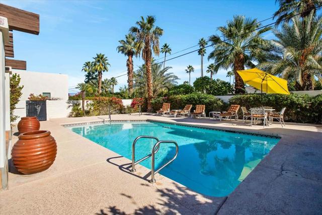 Image 24 of 36 For 45550 Ocotillo Dr Unit E
