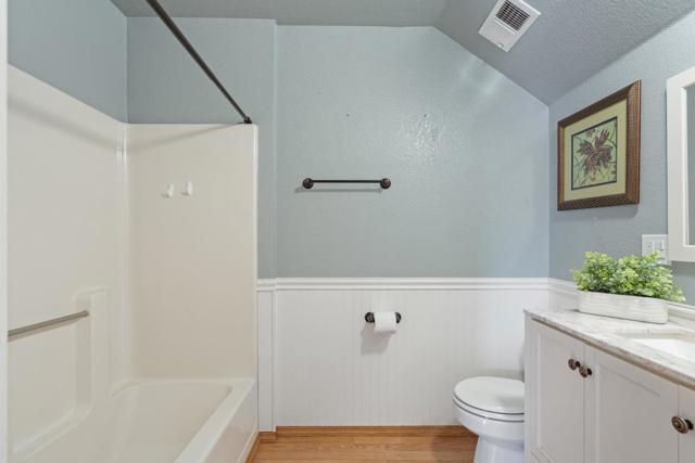 1411 Squire Court, Hollister CA: https://media.crmls.org/mediaz/f92f773d-6f16-4d24-85a7-f84e00e6f91f.jpg