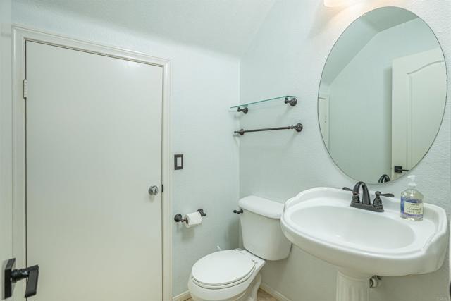Detail Gallery Image 20 of 42 For 1291 Blue Jean Way #3,  Chula Vista,  CA 91913 - 2 Beds | 2/1 Baths