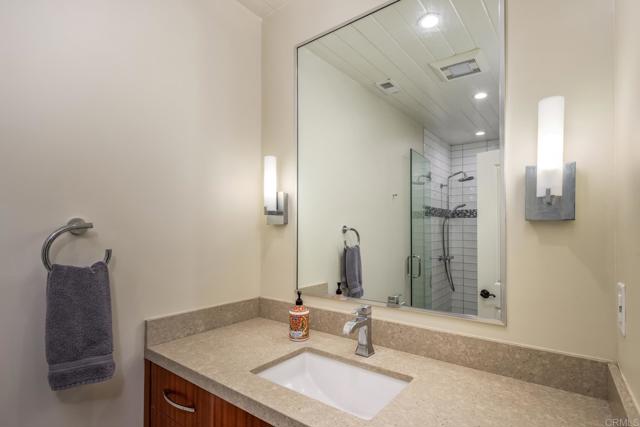 7031 Estrella De Mar Road, Carlsbad CA: https://media.crmls.org/mediaz/f930bfd5-4590-4e4b-82cc-c0bc8ac98249.jpg