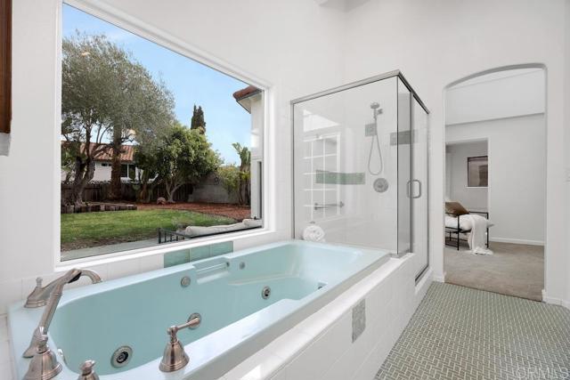 Detail Gallery Image 17 of 36 For 1583 Avenida De Los Lirios, Encinitas,  CA 92024 - 4 Beds | 3 Baths
