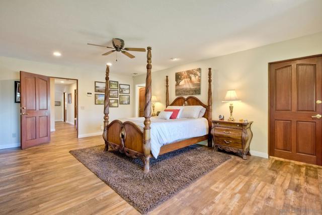 2064 Santa Margarita Dr., Fallbrook CA: https://media.crmls.org/mediaz/f9315823-9f82-4379-989b-796b41608ab1.jpg