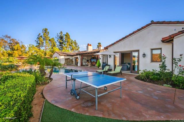 16531 Zumaque, Rancho Santa Fe CA: https://media.crmls.org/mediaz/f93238f6-3c3d-4014-b7a7-4877d5ebf145.jpg