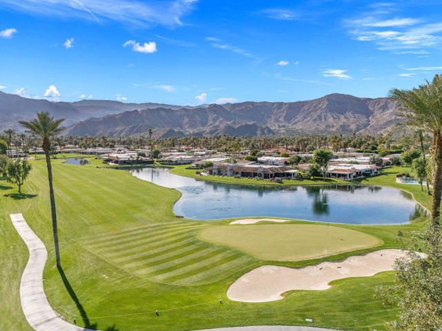 6 Barnard Court, Rancho Mirage CA: https://media.crmls.org/mediaz/f9327043-2f9a-46e2-ad6d-9fc2ac7c3de8.jpg