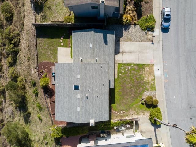 128 McMillan Drive, Santa Cruz CA: https://media.crmls.org/mediaz/f9336472-b40e-4270-84c0-4a041542afd7.jpg