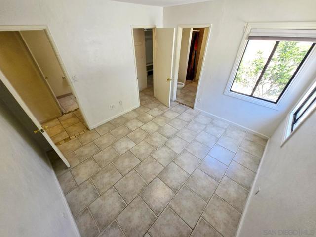 5361 Central Ave, Bonita CA: https://media.crmls.org/mediaz/f93424a6-645e-43ce-a2ca-26baad22a320.jpg