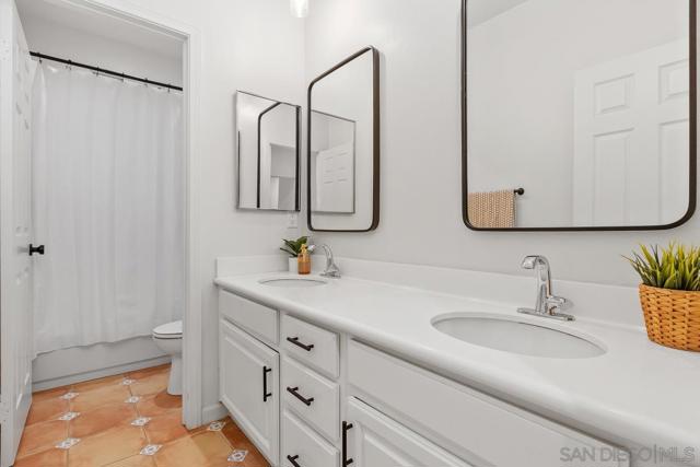 Image 26 of 37 For 1751 Victoria Way