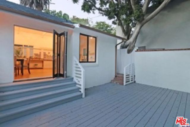 10517 Cheviot Drive, Los Angeles CA: https://media.crmls.org/mediaz/f9356c72-b2dc-4ee0-a63a-07d7eb193412.jpg