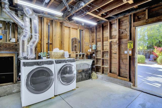 430 26th Avenue, San Mateo CA: https://media.crmls.org/mediaz/f9365ad3-6756-41eb-a19f-c0fdf3b4274c.jpg