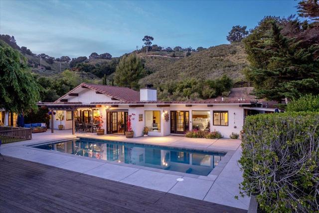 228 Vista Verde, Carmel Valley CA: https://media.crmls.org/mediaz/f93739f5-09ad-43fa-acc7-d6c87c459727.jpg