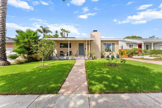 1154 Sapphire Street, San Diego CA: https://media.crmls.org/mediaz/f9377bf1-5578-48e3-a791-f5df3fcd6b60.jpg