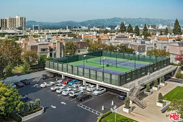 2220 Avenue Of The Stars, Los Angeles CA: https://media.crmls.org/mediaz/f937a0fb-fa72-45ff-9d51-97cbf1ded472.jpg