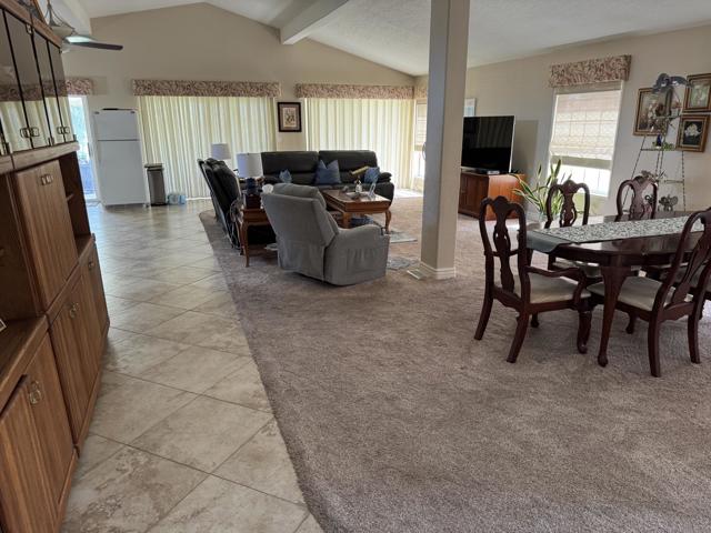 35610 Mexico Way, Thousand Palms CA: https://media.crmls.org/mediaz/f937b2c3-b9db-4c50-b5fa-65fb74318522.jpg