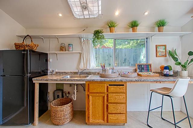311 Mar Vista Avenue, Aptos CA: https://media.crmls.org/mediaz/f9381fbd-8a2e-4b00-b951-b635584ed49e.jpg