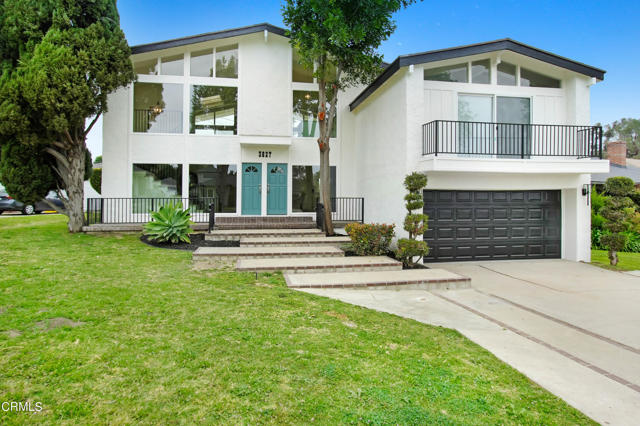Image 3 for 3827 S Ridgeley Dr, Los Angeles, CA 90008