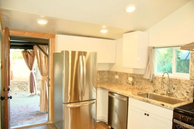 Image 1 of 13 For 1028 Prospect  B