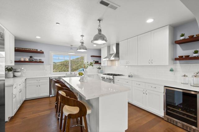33501 Loma Chiquita Road, Los Gatos CA: https://media.crmls.org/mediaz/f938940a-30b3-43df-90f1-93bd5afbe4a6.jpg