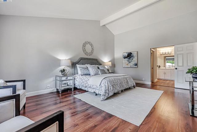 39622 Benavente Ave, Fremont CA: https://media.crmls.org/mediaz/f9390ef4-8ca5-4fe8-b66a-6e06f187b43d.jpg