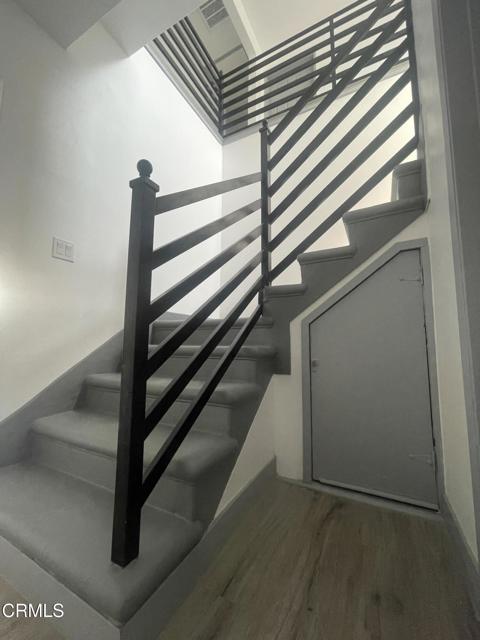 2607 Pennsylvania Avenue Avenue, Los Angeles CA: https://media.crmls.org/mediaz/f9393d20-c37e-4a80-b4b2-cc6903a70de4.jpg