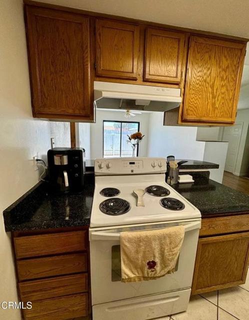 Detail Gallery Image 20 of 23 For 1900 Bell St, Sacramento,  CA 95825 - 4 Beds | 2 Baths