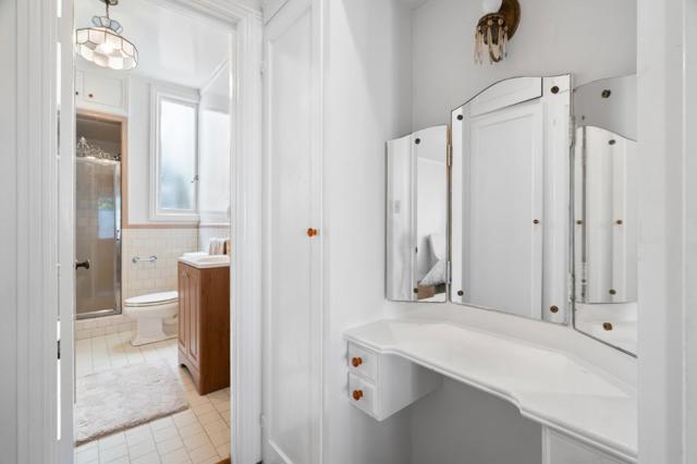 36333635 Webster Street, San Francisco CA: https://media.crmls.org/mediaz/f93aeeb5-9a29-46c6-8a2a-607d0711a5b7.jpg