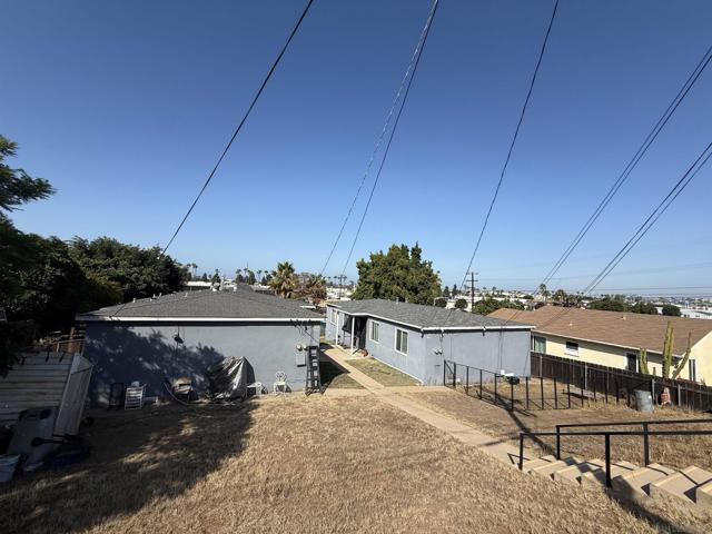 2722 2724 B Avenue, National City CA: https://media.crmls.org/mediaz/f93b67c3-33fa-4af2-a947-d1cdedb80f0f.jpg