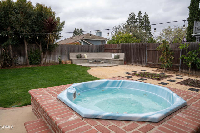 Detail Gallery Image 25 of 27 For 5340 Meadowbluff Ct, Camarillo,  CA 93012 - 3 Beds | 2 Baths