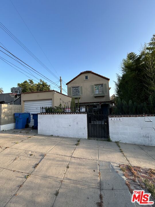 4316 10th Street, Los Angeles, California 90019, ,Multi-Family,For Sale,10th,25556771