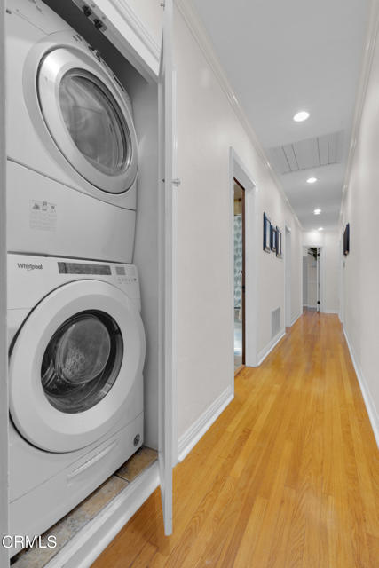 1807 Vistillas Road, Altadena CA: https://media.crmls.org/mediaz/f93c82a9-f4f1-40a9-aa54-949b4776d012.jpg