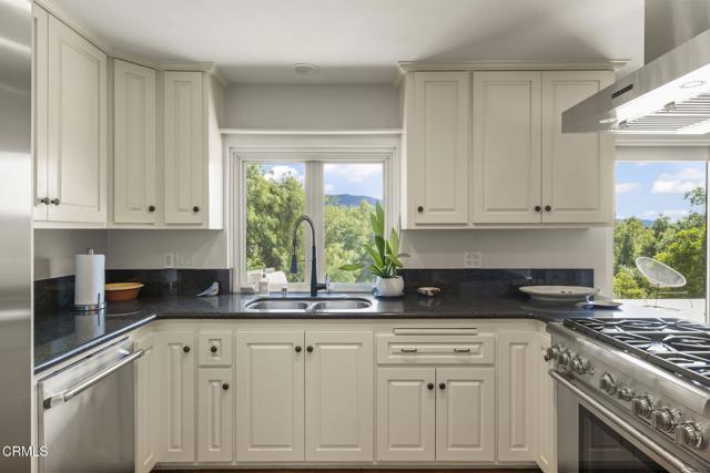 1130 Rancho Drive, Ojai CA: https://media.crmls.org/mediaz/f93d067a-a32b-4481-9e38-1599aa805488.jpg