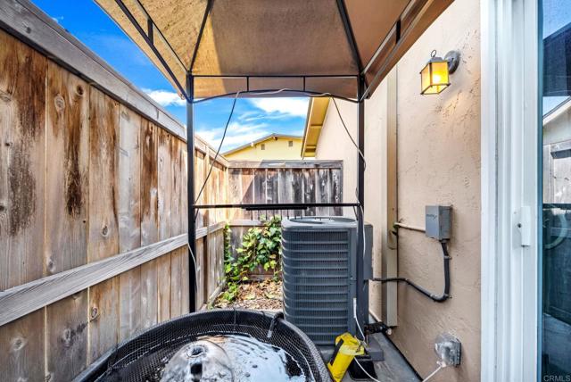 Detail Gallery Image 24 of 27 For 14163 Caminito Quevedo, San Diego,  CA 92129 - 3 Beds | 2 Baths