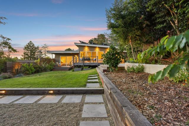 607 Dartmouth Avenue, San Carlos CA: https://media.crmls.org/mediaz/f9401d3d-8e4b-40b2-9dba-93ea68e5036a.jpg