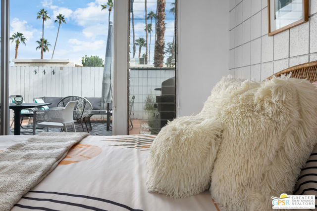 1111 E Palm Canyon Drive, Palm Springs CA: https://media.crmls.org/mediaz/f9410e60-6859-4438-8f40-a2899fb0603c.jpg